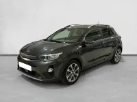 Usado Kia Stonic 120 CV (88 kW) 2018 Gris / plata SUV