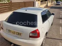 Usado Audi A3 Attraction 130 CV (95 kW) 2002 Blanco Utilitario