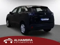 Usado Peugeot 3008 Active 130 CV (95 kW) 2021 Negro SUV