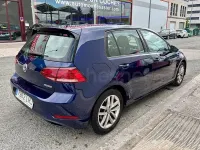 Usado VW Golf VIII Edition 130 CV (95 kW) 2020 Azul Berlina