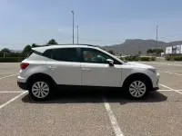 Usado Seat Arona Style 110 CV (80 kW) 2022 Blanco SUV