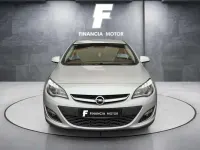 Usado Opel Astra Selective 140 CV (102 kW) 2014 Gris / plata Utilitario