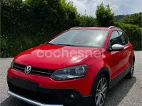 Usado VW Polo Cross 105 CV (77 kW) 2011 Rojo Utilitario