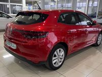 Usado Renault Mégane IV Business 115 CV (84 kW) 2021 Granate Berlina