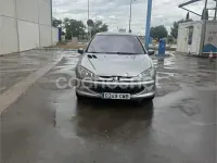 Usado Peugeot 206 110 CV (80 kW) 2003 Gris / plata Berlina