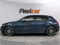 Usado Mercedes A180 116 CV (85 kW) 2022 Azul Berlina