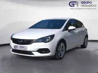 Usado Opel Astra Edition 105 CV (77 kW) 2021 Blanco Berlina