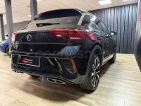 Usado VW T-Roc R-line 150 CV (110 kW) 2023 Negro SUV