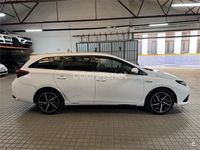 Usado Toyota Auris Hybrid Active 136 CV (100 kW) 2018 Blanco Familiar