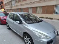 Usado Peugeot 307 90 CV (66 kW) 2006 Gris / plata Berlina