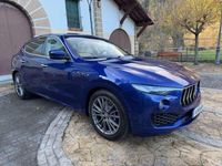 Usado Maserati Levante 350 CV (257 kW) 2020 Azul SUV