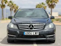 Usado Mercedes C220 170 CV (125 kW) 2012 Negro Familiar
