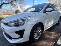 Usado Kia Rio 84 CV (61 kW) 2021 Blanco Berlina