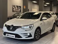 Usado Renault Mégane IV Zen 140 CV (102 kW) 2021 Blanco Berlina