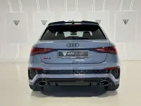Usado Audi RS3 Sportback Premium 400 CV (294 kW) 2022 Gris Utilitario