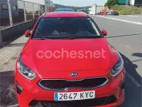 Usado Kia Ceed GT GT-Line 136 CV (100 kW) 2019 Rojo Familiar