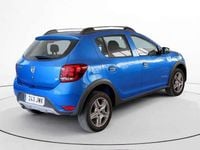 Usado Dacia Sandero Stepway 90 CV (66 kW) 2017 Azul Utilitario