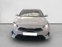Usado Kia Ceed 100 CV (73 kW) 2025 Blanco Utilitario