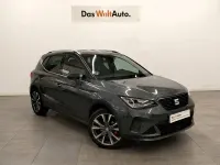 Usado Seat Arona FR 150 CV (110 kW) 2025 Gris / plata SUV