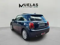 Usado Mini ONE 102 CV (75 kW) 2019 Azul Utilitario