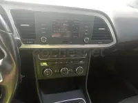 Usado Seat Leon Style 110 CV (80 kW) 2018 Blanco Berlina