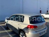 Usado VW Golf VI Advance 105 CV (77 kW) 2010 Gris / plata Utilitario