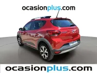 Usado Dacia Sandero Comfort 101 CV (74 kW) 2022 Rojo Utilitario