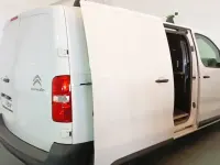 Usado Citroën Jumpy Comfort 122 CV (89 kW) 2017 Blanco Monovolumen