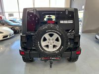 Usado Jeep Wrangler Unlimited Sport 200 CV (147 kW) 2016 Negro SUV
