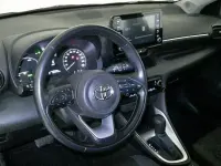 Usado Toyota Yaris Active 116 CV (85 kW) 2022 Blanco Utilitario