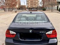 Usado BMW 318 122 CV (89 kW) 2006 Azul Berlina