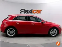 Usado Mercedes A180 116 CV (85 kW) 2020 Rojo Berlina