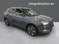 Usado SsangYong Tivoli Limited 115 CV (84 kW) 2016 Gris SUV