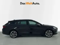 Usado Seat Leon FR 150 CV (110 kW) 2025 Negro Familiar