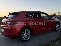 Usado Renault Mégane IV Zen 110 CV (80 kW) 2017 Rojo Berlina