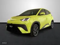 Nuevo BYD Dolphin Surf Boost 64 kW (88 CV) 2026 Amarillo Utilitario