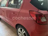 Usado Opel Corsa Enjoy 90 CV (66 kW) 2007 Rojo Utilitario