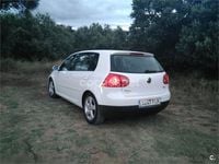 Usado VW Golf V Highline 105 CV (77 kW) 2007 Blanco Berlina