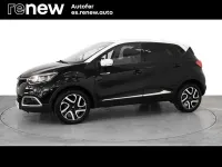 Usado Renault Captur Zen 90 CV (66 kW) 2017 Negro techo blanco SUV