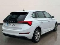 Usado Skoda Scala Ambition 110 CV (80 kW) 2021 Blanco Utilitario