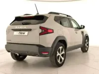 Usado Dacia Duster Journey 131 CV (96 kW) 2025 Gris SUV