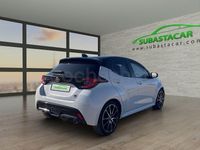 Usado Toyota Yaris Hybrid Plus 130 CV (95 kW) 2024 Gris / plata Berlina