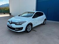 Usado Renault Mégane IV Bose Edition 130 CV (95 kW) 2016 Blanco Berlina