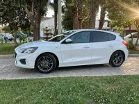 Usado Ford Focus ST-Line 120 CV (88 kW) 2021 Blanco Utilitario
