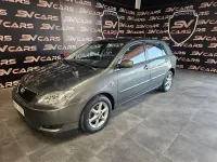 Usado Toyota Corolla Sol 110 CV (80 kW) 2002 Gris / plata Berlina