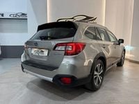 Usado Subaru Outback 175 CV (128 kW) 2019 Beige Familiar