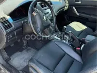 Usado Honda Accord Executive 140 CV (102 kW) 2005 Negro Berlina