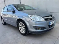 Usado Opel Astra Energy 120 CV (88 kW) 2009 Gris / plata Berlina