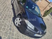 Usado Renault Mégane Privilege 98 CV (72 kW) 2006 Negro Berlina