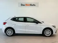 Usado Seat Ibiza FR 115 CV (84 kW) 2025 Blanco Utilitario